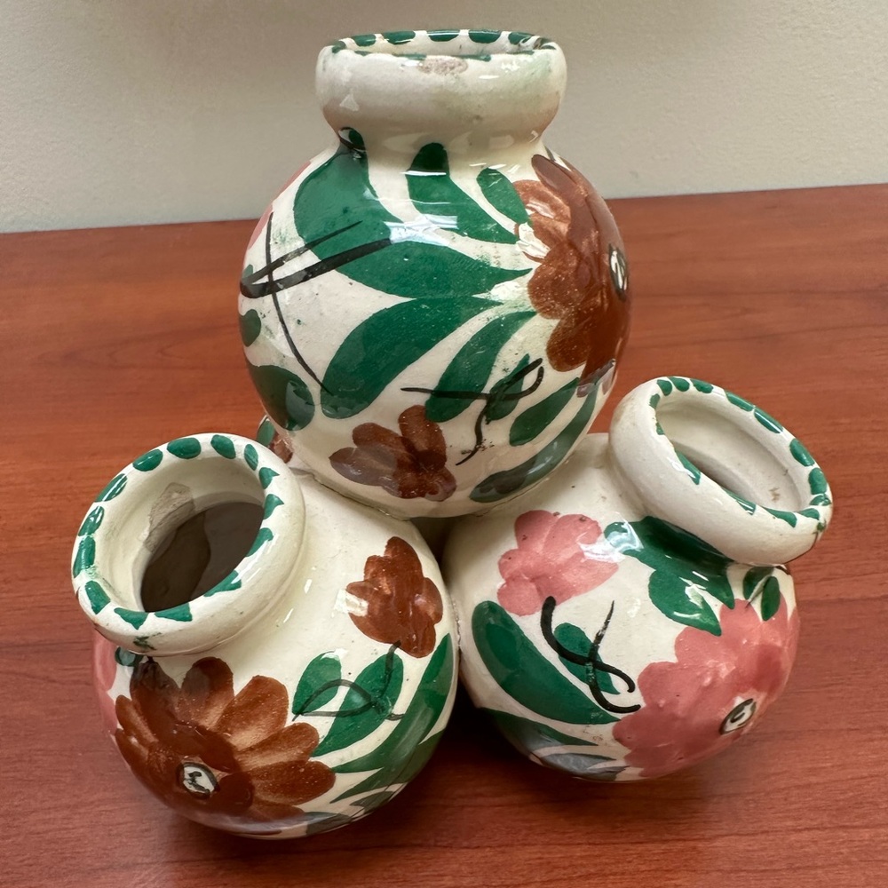 Italian Majolica Multi Bud Hand Made/Painted Ceramic Vase VGUC